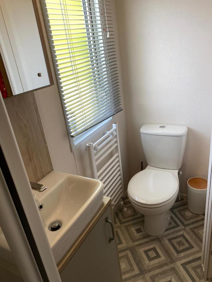 Lake District Prestige Caravan, 3 Bedrooms, Sleeps 8 On Haven Holiday Park Flookburgh Esterno foto